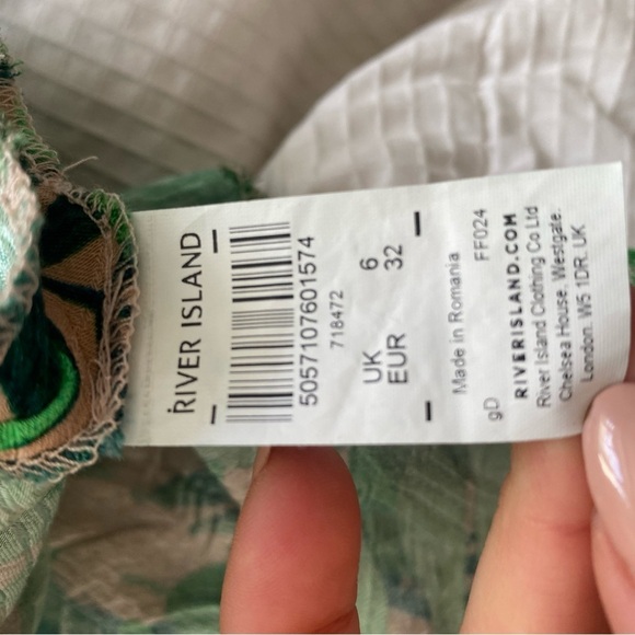 🌴 River Island Green Tropical Satin Skirt | Asymmetrical Ruffle Midi - Picture 10 of 10